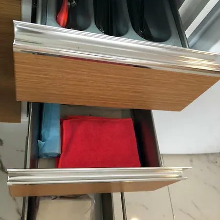 Comfortable Modern 5_star Apartment Istanbul
